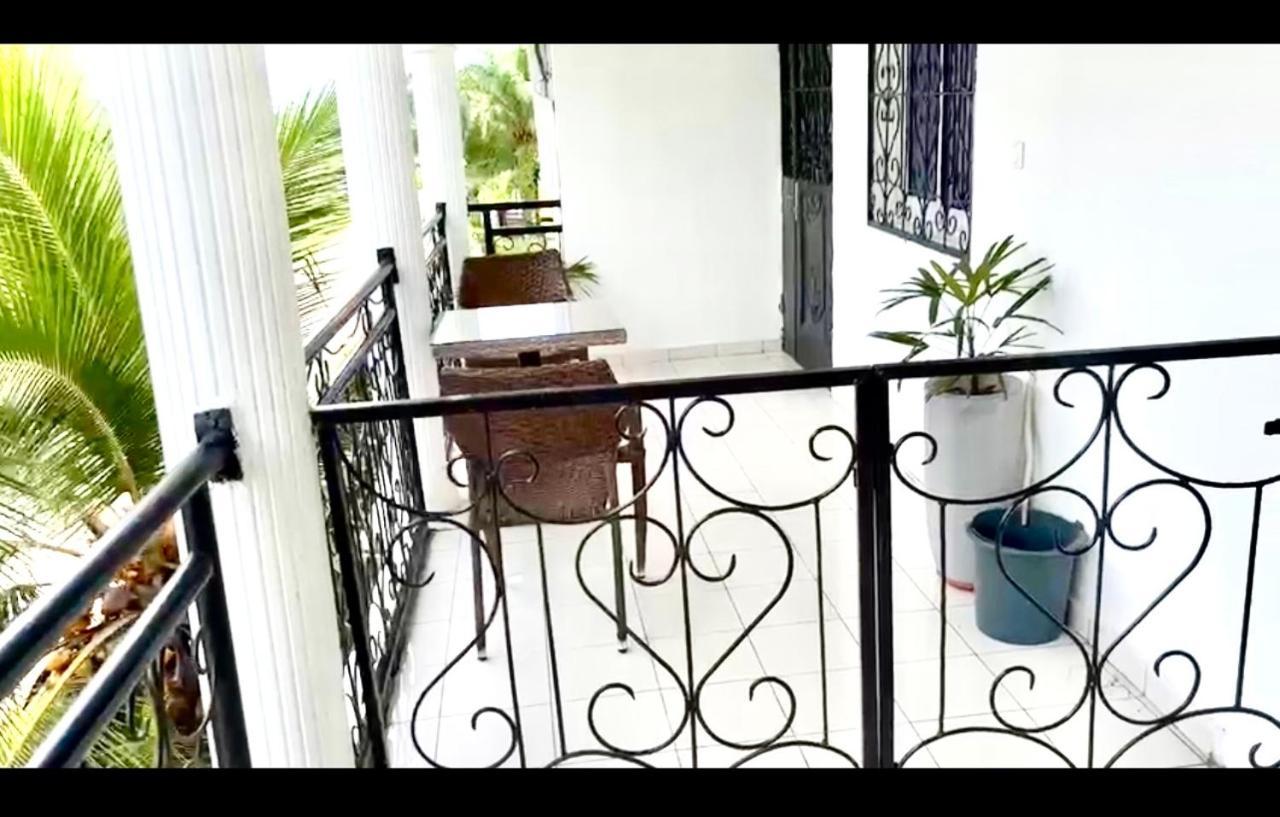 Swiss Cottage Kribi Extérieur photo